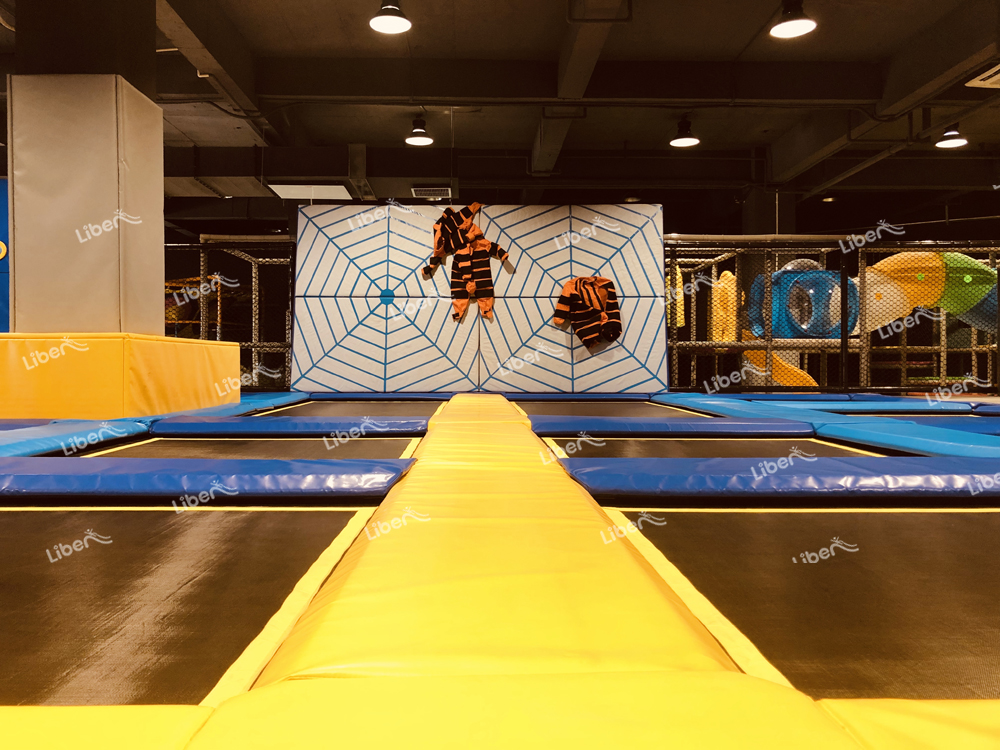  smart trampoline park-1