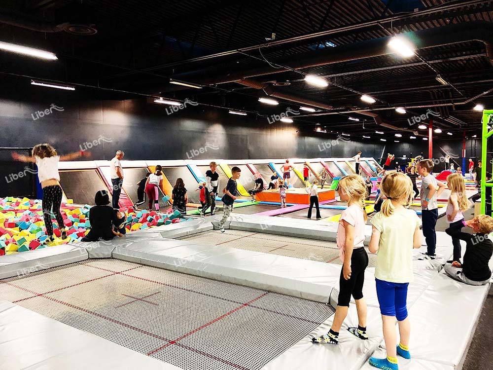 trampoline park-1