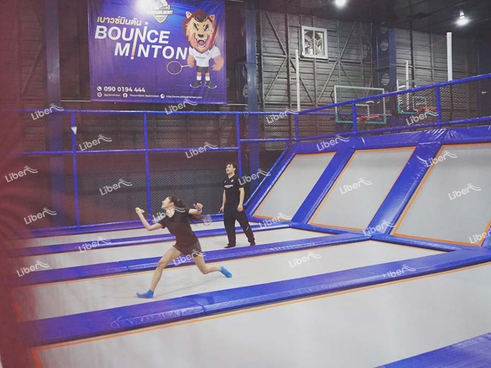 trampoline park -1