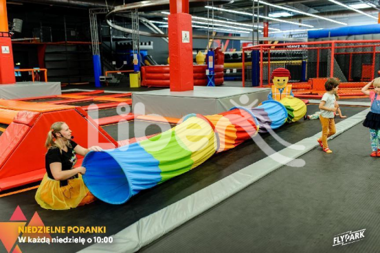 What are the costs of trampoline park construction