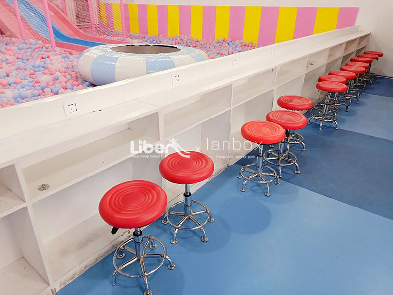 Indoor Playground Bar Table and Stools